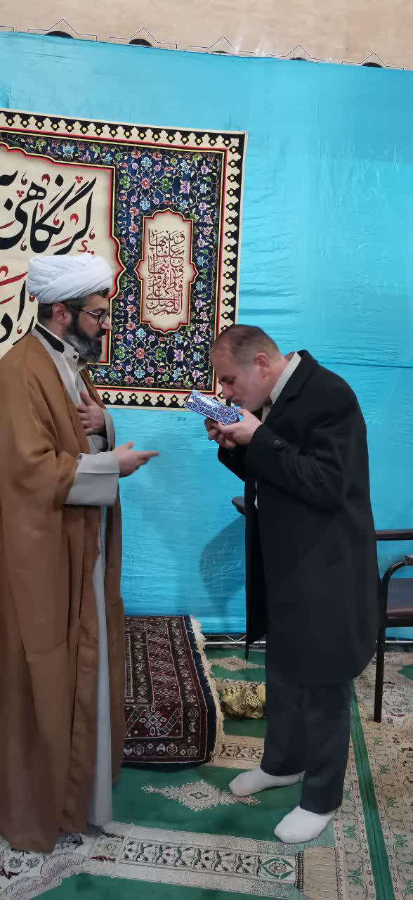 اعزام سفیران قرآنی کریمه به شهر قزوین + تصاویر