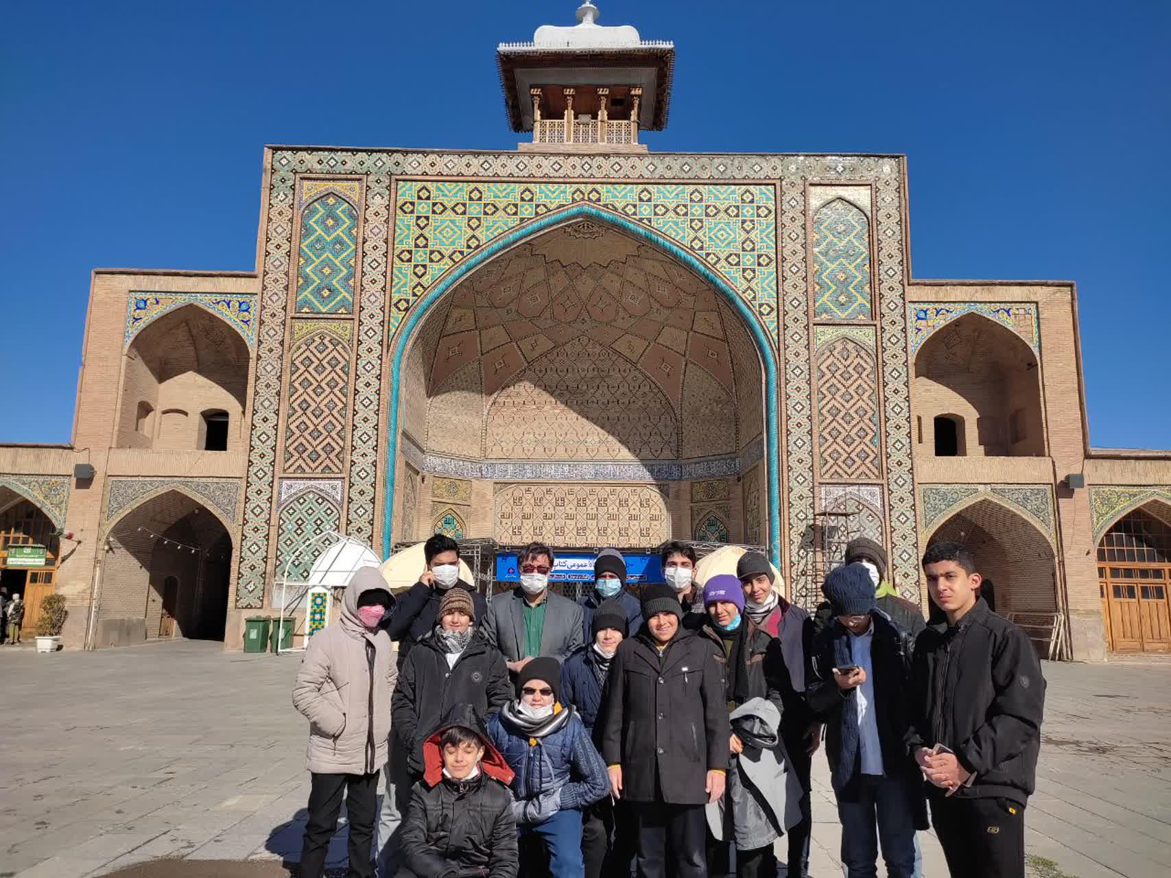 اعزام سفیران قرآنی کریمه به شهر قزوین + تصاویر