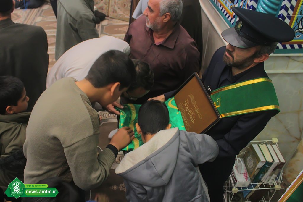 محفل انس با قرآن در هفته بسیج