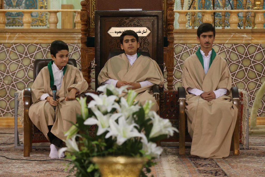 محفل «شمیم قرآن در حریم کرامت» برگزار شد